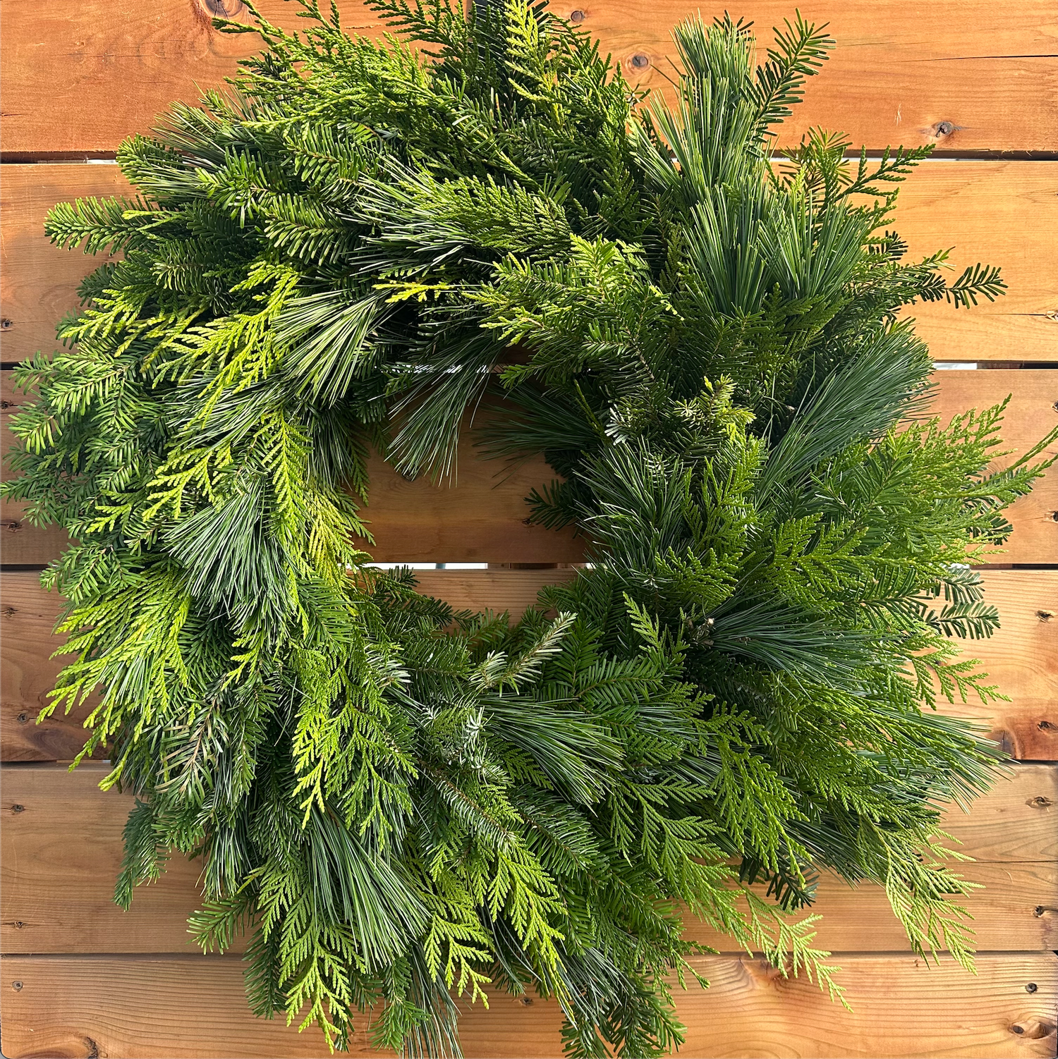 20" Premium Wreaths